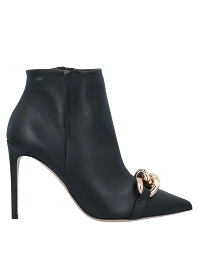 Ninalilou Ankle Boots In Black