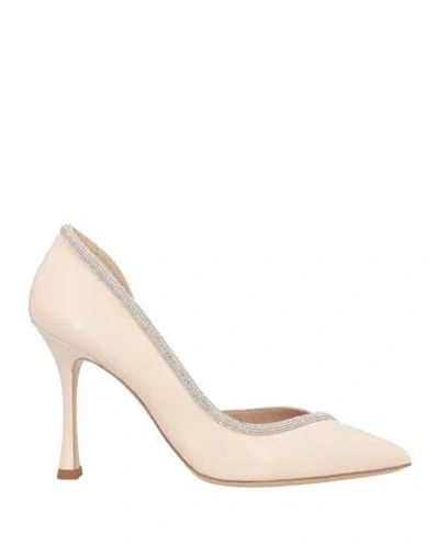 Ninalilou Woman Pumps Cream Size 7 Leather In White