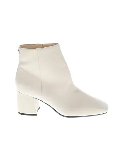 Pre-owned Nine West Ankle Boots In Ivory