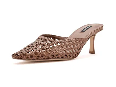 Nine West Camenlaw In Brown