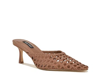 Nine West Camenlaw Mule In Brown