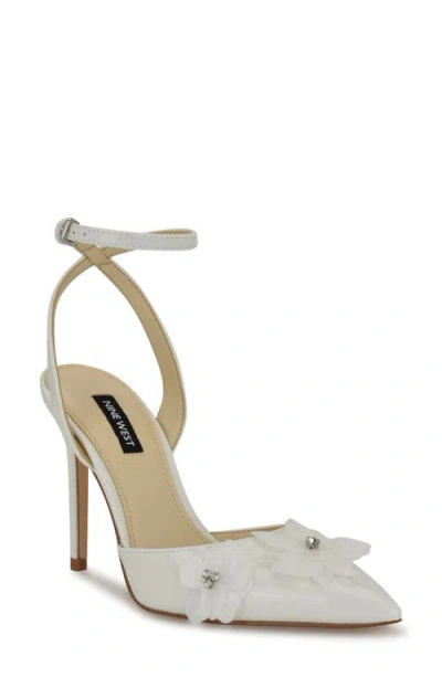 Nine West Fabby Pointed Toe Pump In White 140