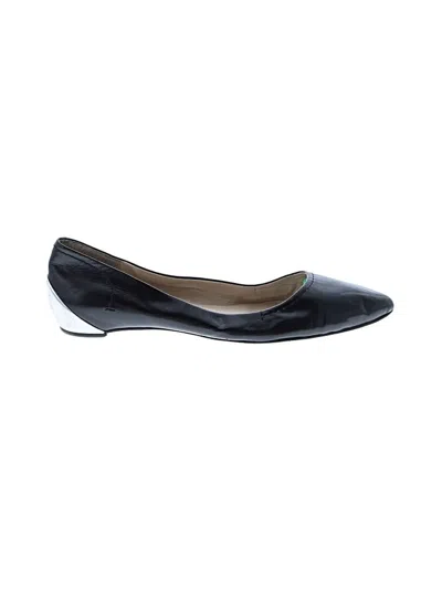 Pre-owned Nine West Flats In Black