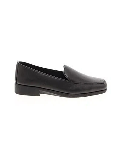 Pre-owned Nine West Flats In Black