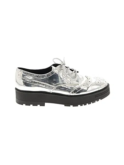 Pre-owned Nine West Flats In Silver