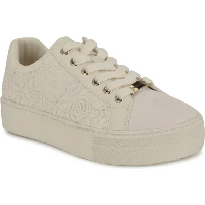 Nine West Gatsby Platform Sneaker In Chic Cream