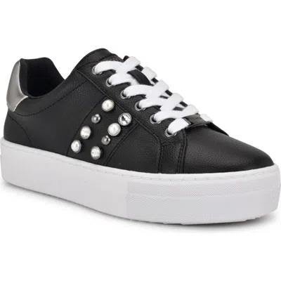 Nine West Gripes Platform Sneaker In Black,pewter