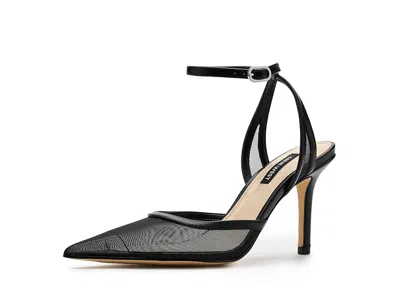 Nine West Gullia In Black