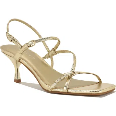Nine West Hallow 3 Sandal In Neutral