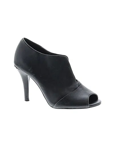 Pre-owned Nine West Heels In Black