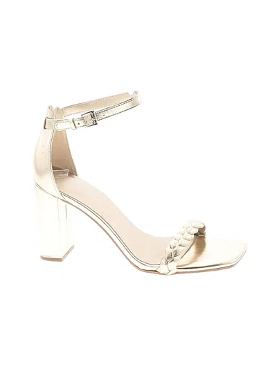 Pre-owned Nine West Heels In Gold