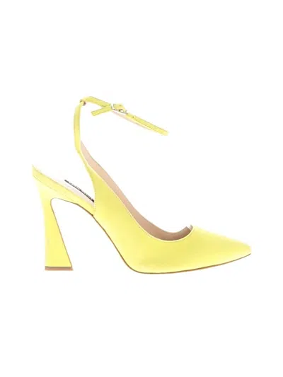 Pre-owned Nine West Heels In Yellow