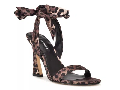 Nine West Kelsie Sandal In Brown
