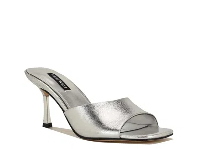 Nine West Lamell Sandal In Silver