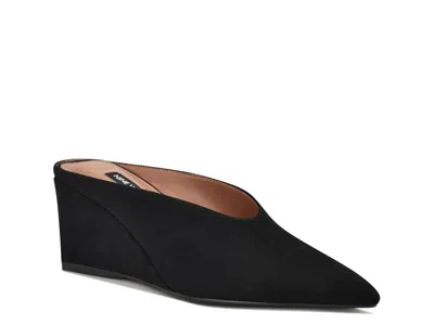 Nine West Lanah Wedge Pump In Black