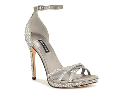 Nine West Lartay Sandal In Gray