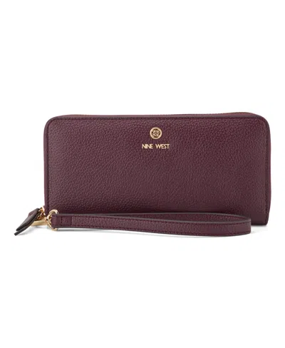 Nine West Lockup 9s Zip Around Wristlet