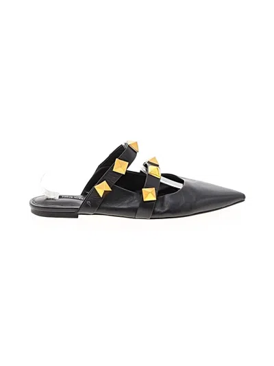 Pre-owned Nine West Mule/clog In Black