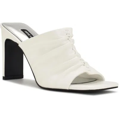 Nine West Peary3 Womens Laceless Faux Leather Mule Sandals In White