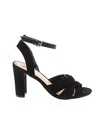 Pre-owned Nine West Sandals In Black