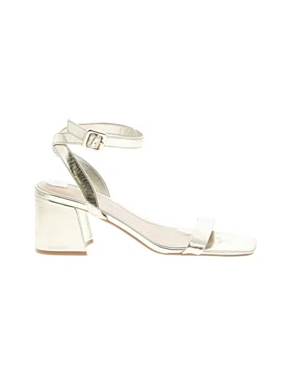Pre-owned Nine West Sandals In Gold