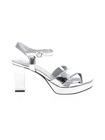 Pre-owned Nine West Sandals In Silver