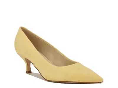 Nine West Sisko Pump In Gold