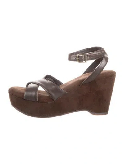 Pre-owned Nine West Suede Sandals In Brown