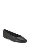 Nine West Valore Flat In Black