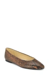 Nine West Valore Flat In Brown
