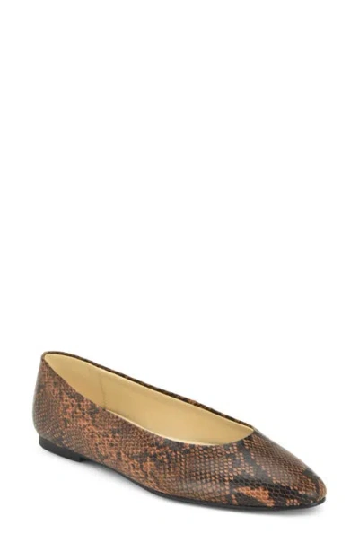 Nine West Valore Flat In Brown