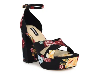 Nine West Vicky Platform Sandal In Black
