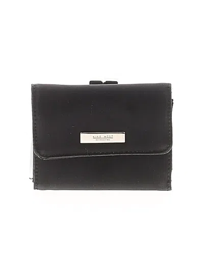 Pre-owned Nine West Wallet In Black