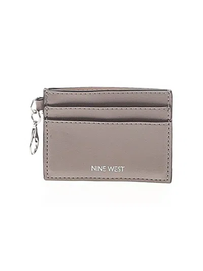 Pre-owned Nine West Wallet In Gray