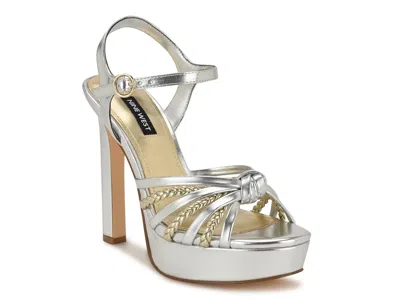 Nine West Waser Platform Sandal In Gray