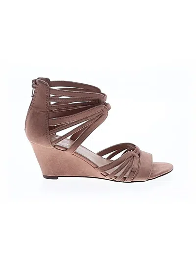 Pre-owned Nine West Wedges In Pink