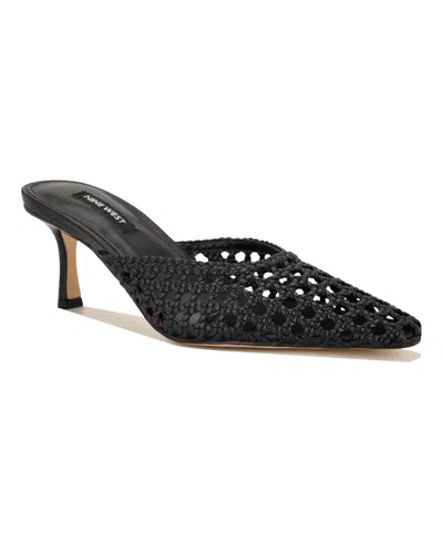 Nine West Women's Camenlaw Woven Kitten Heel Mules Pumps In Black