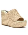 Nine West Everie 2 Womens Faux Leather Round Toe Platform Sandals In Natural,gold