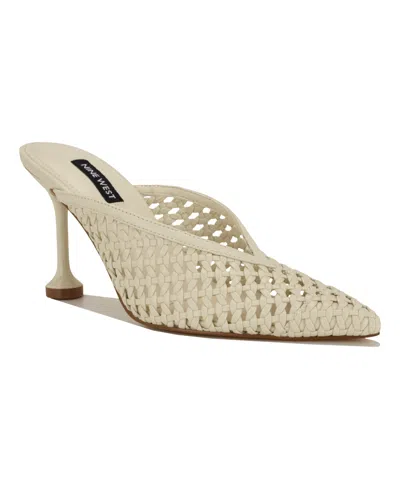 Nine West Grasso Woven Mule In White