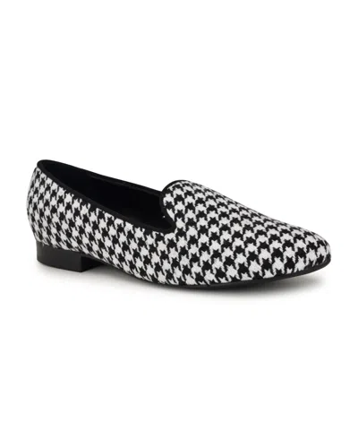 Nine West Women's Renold Round Toe Loafers In Black,white Houndstooth