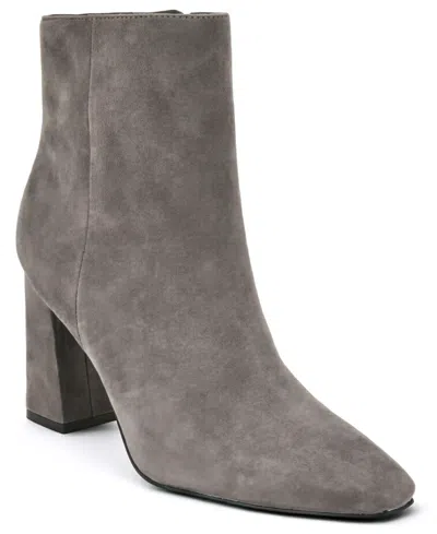 Nine West Reraye Bootie In Gray