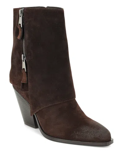 Nine West Umberto Pointed Toe Leather Bootie In Burgundy