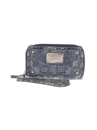 Pre-owned Nine West Wristlet In Blue