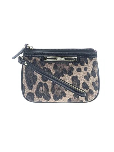 Pre-owned Nine West Wristlet In Gold