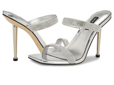 Nine West Yogirl In Silver