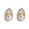 Ninemoo Women's Arché Pearl Earrings -gold In Gold