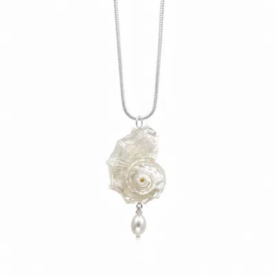 Ninemoo Women's Silver Coquille De Lune Pearl Necklace