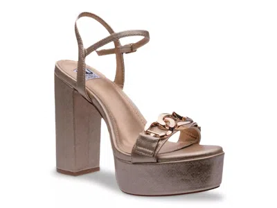 Ninety Union Darling Platform Sandal In Gold