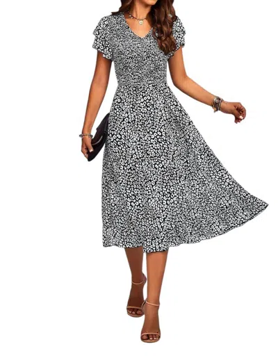 Ninexis Short Sleeve Tier Floral Print Dress In Black/white In Gray