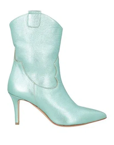 Ninni Woman Ankle Boots Light Green Size 8 Leather